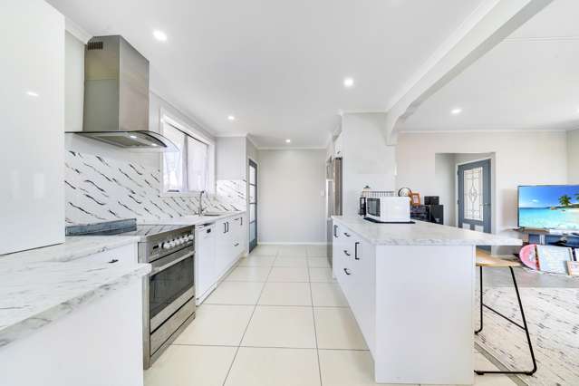 4 Macky Avenue Mangere East_3