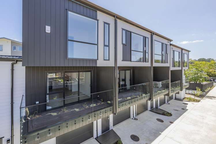 Unit C/17 John Jennings Drive_0