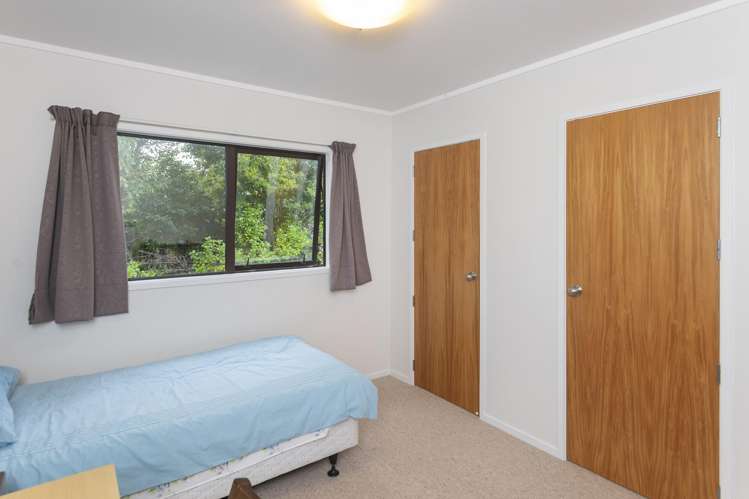 6 Elsdon Best Street Riverdale_10