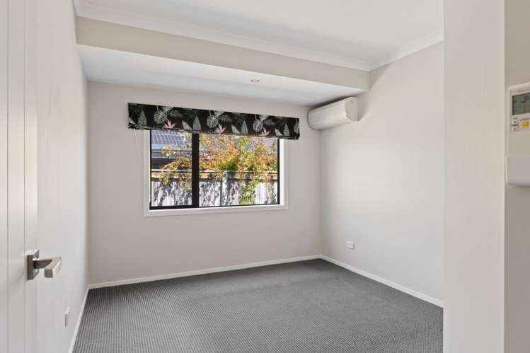 7 Silverstone Place Lytton West_14