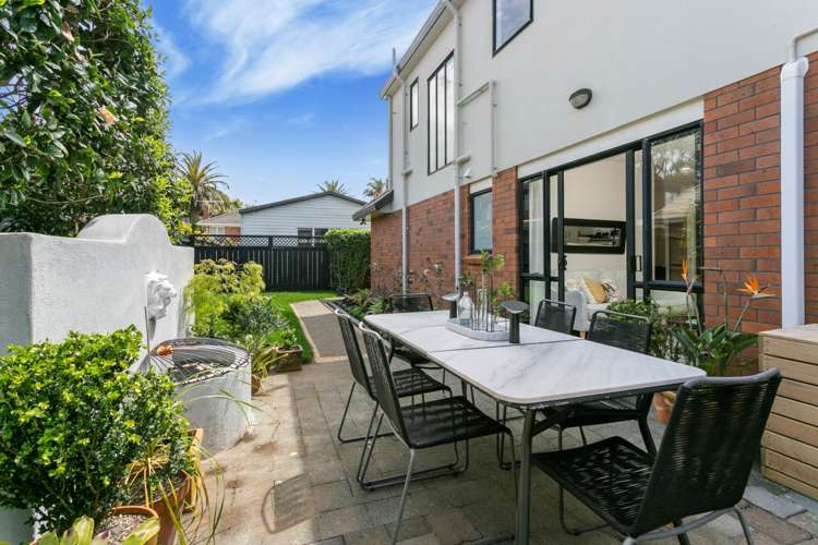 22a Fairholme Avenue Epsom_11