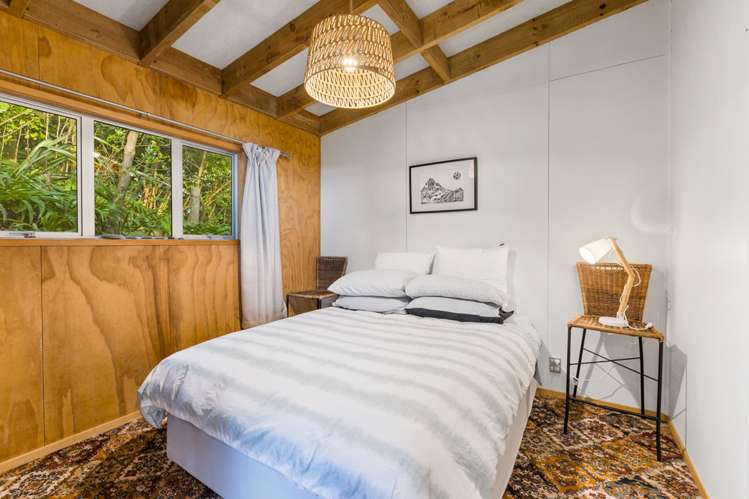 30 Beach Road Urenui_8