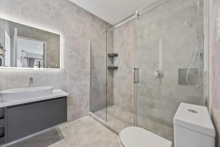 26 Bendridge Street Flat Bush_23