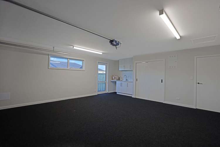 247 Racecourse Road Allenton_26