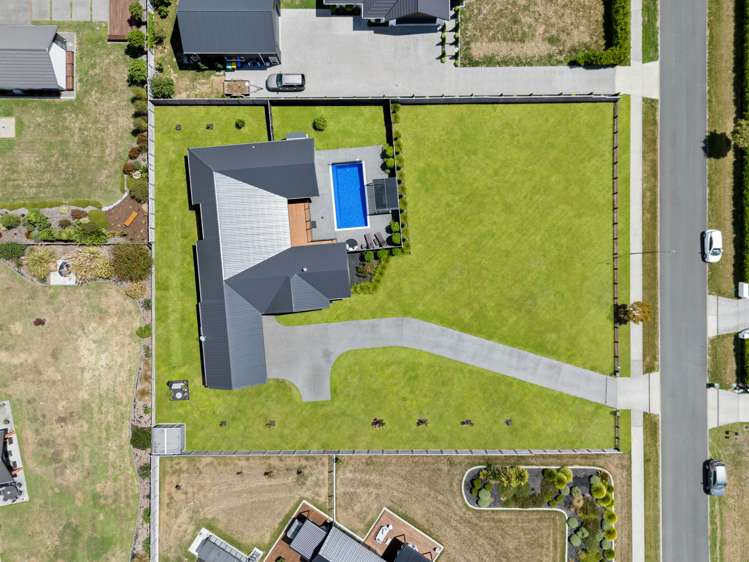 14 Artistic Avenue Leamington_13