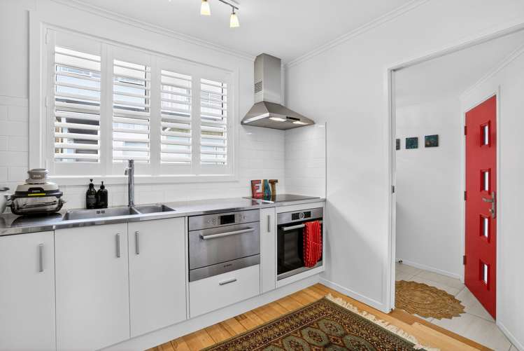 2/35 Rangitoto Terrace_5