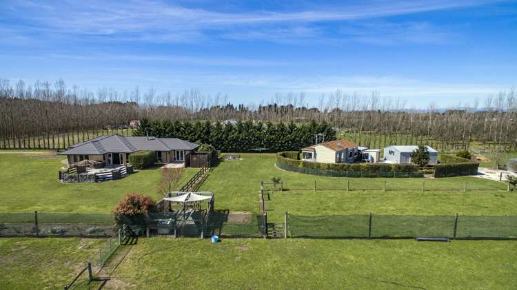 979 Two Chain Road Swannanoa_16