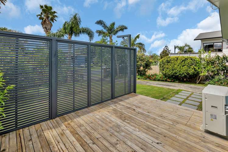 31 Shearwater Street One Tree Point_3