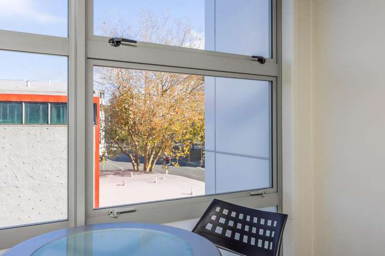 6J/156 Vincent Street_4