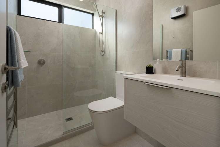 12B Russell Street Picton_14