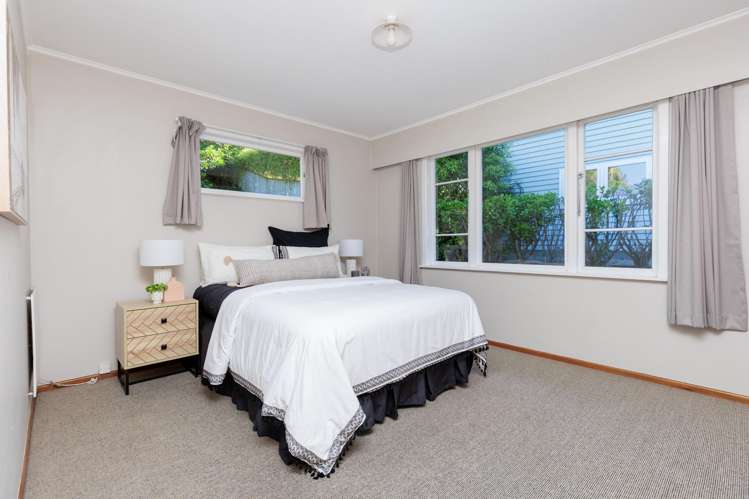 15 Collier Avenue Karori_7