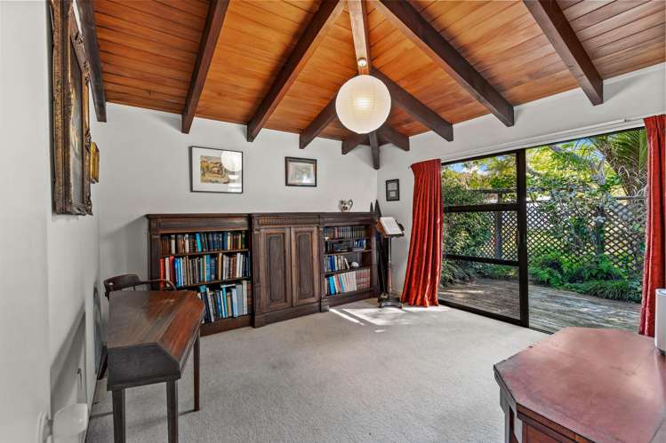 9 Vaughans Road Okura_16