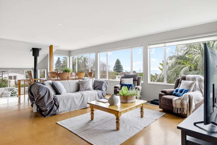 11 Douglas Street Okitu_13