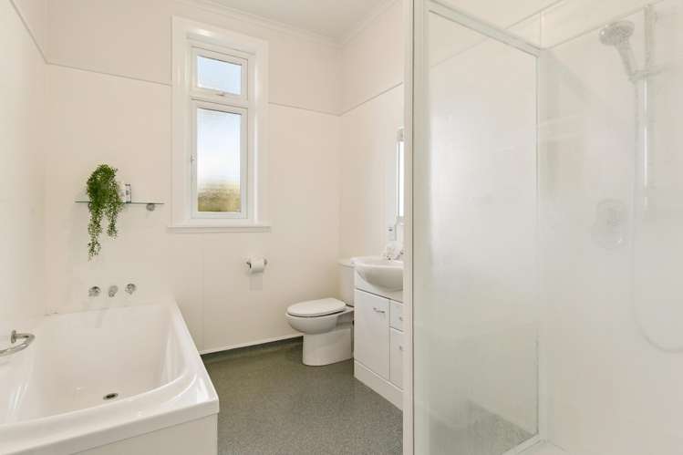 79 Ranui Crescent Khandallah_11