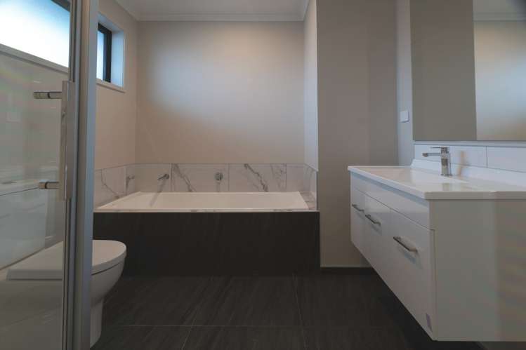 61 Argent Lane Wainui_8