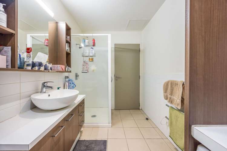 302/85 Beach Road Auckland Central_12