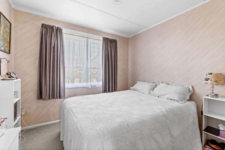 5 Whitby Crescent Flaxmere_13