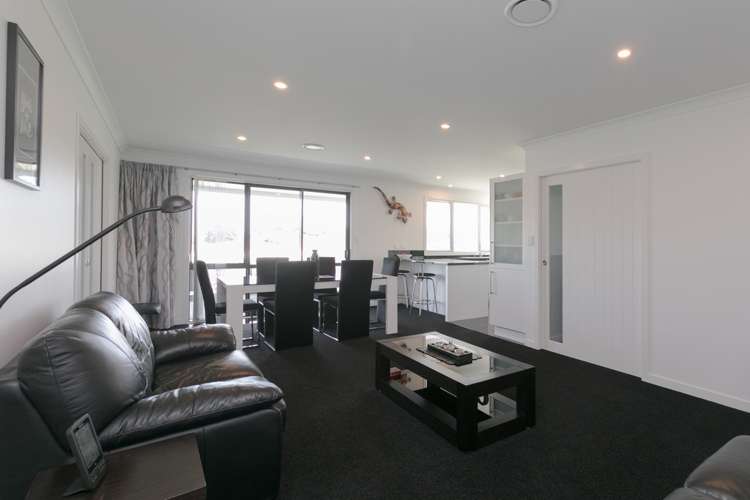 8 Quail Avenue Feilding_6