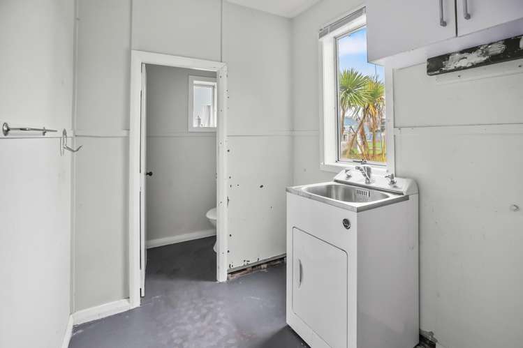 24 Station Road Paeroa_12