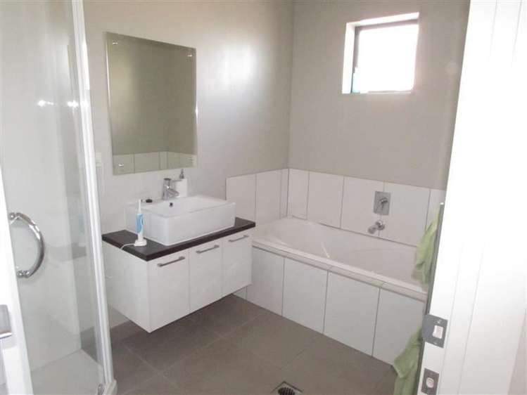 27 Harrowglen Drive Northcross_11