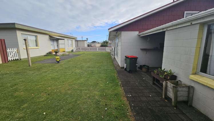 101 Broadway Waitara_11