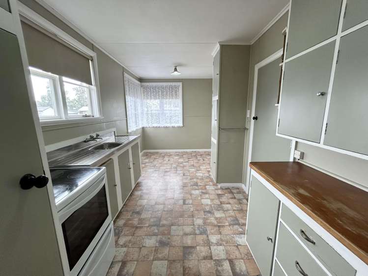 24A and 24B Clyde Street Tokoroa_12