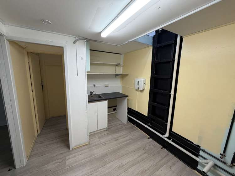 Unit 3/56 - 60 Hurstmere Road Takapuna_6