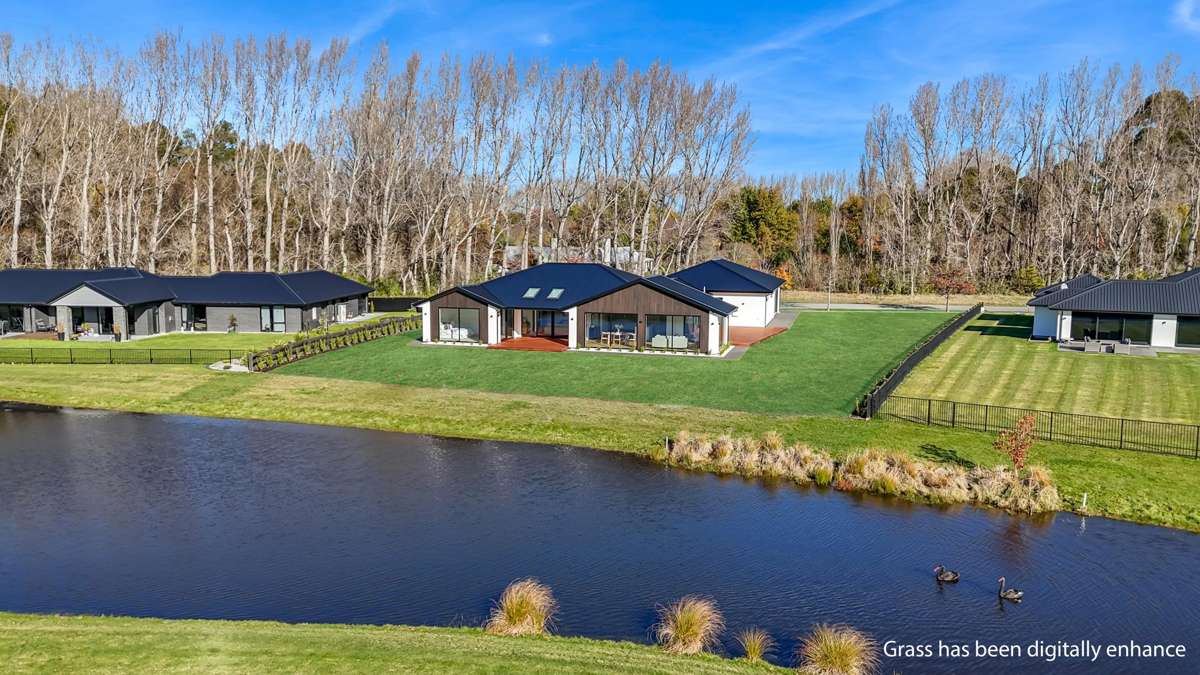 48 Mapleham Drive_1