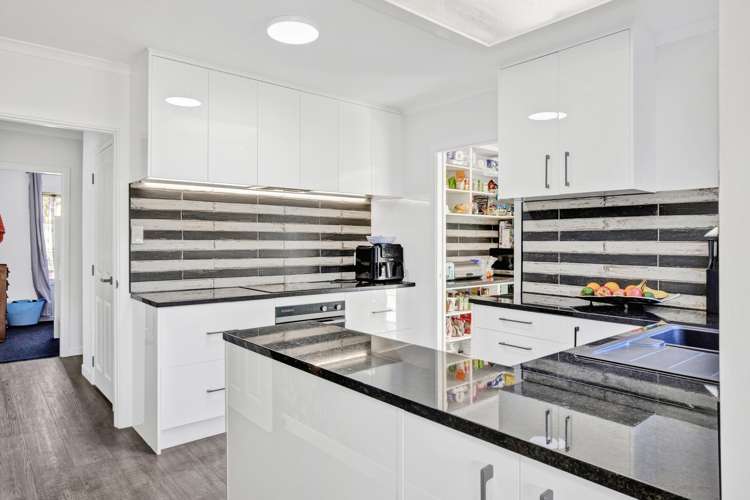 221 Matai Road Raumati Beach_11