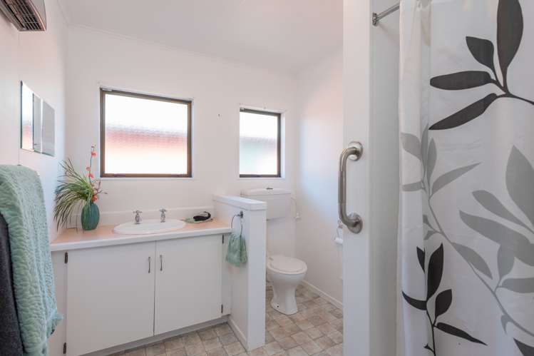 5 Dellwood Green Richmond_11