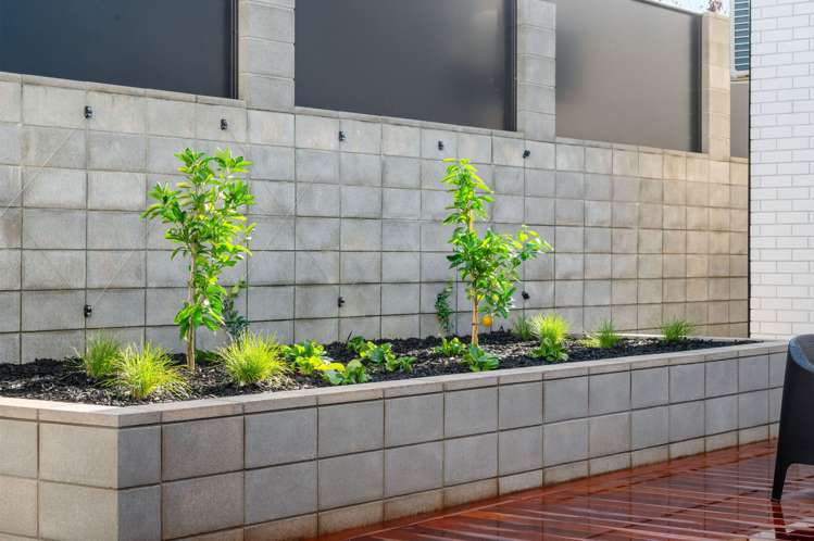 27 Kauri Point Drive Rototuna North_41