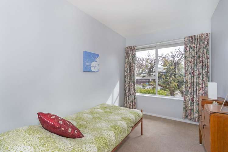 80 Warren Crescent 1454_8