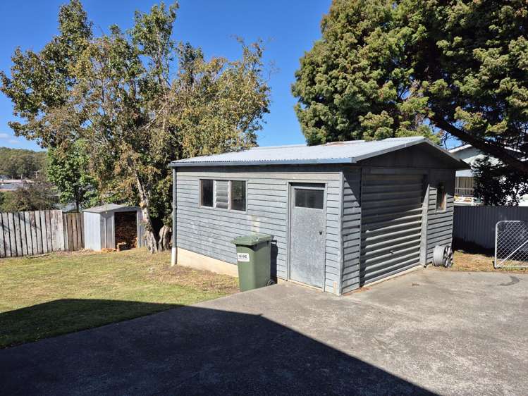 18 Leeton Drive Waipukurau_12