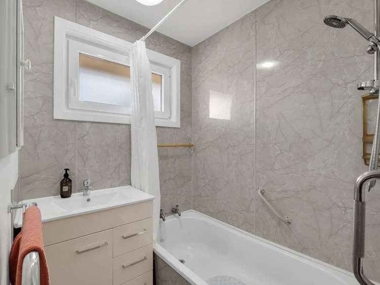 2/100 Conway Street Somerfield_21