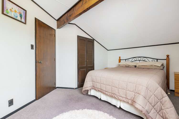 4 Cobham Place Solway_19