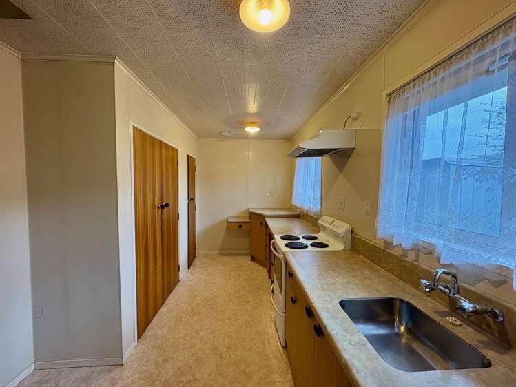 123B Fairy Springs Road 1063_1