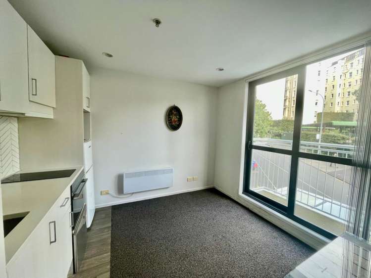 203/36 Eden Crescent_0