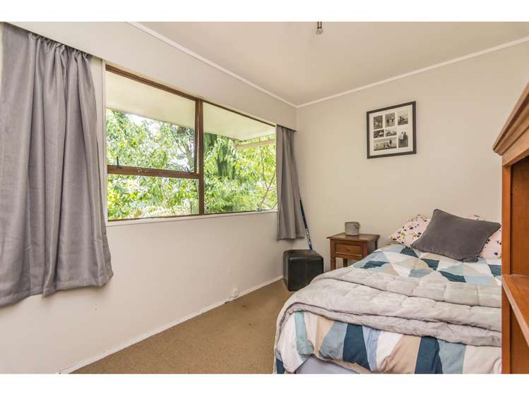 17 Karapiti Place Glen Eden_8