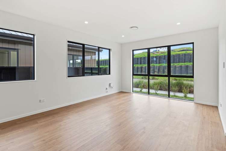 19 Harakeke  Court_3