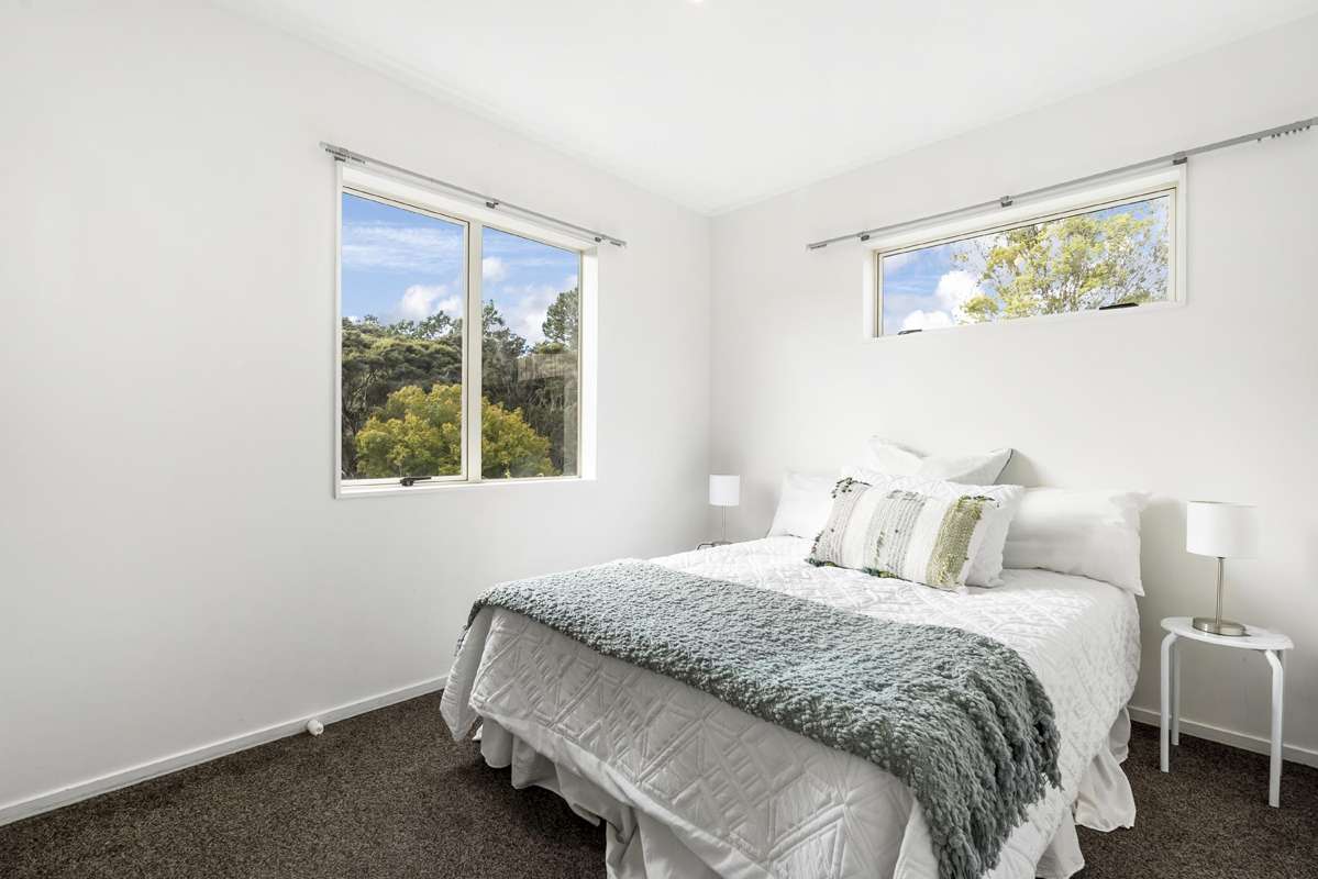 66A Spinella Drive_5