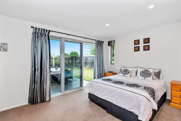 28 Reka Street Parklands_11