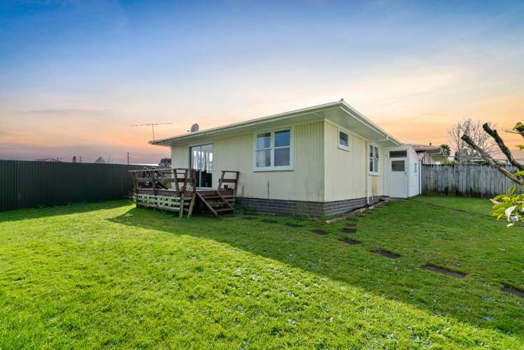 2/60 Grove Road Papakura_8