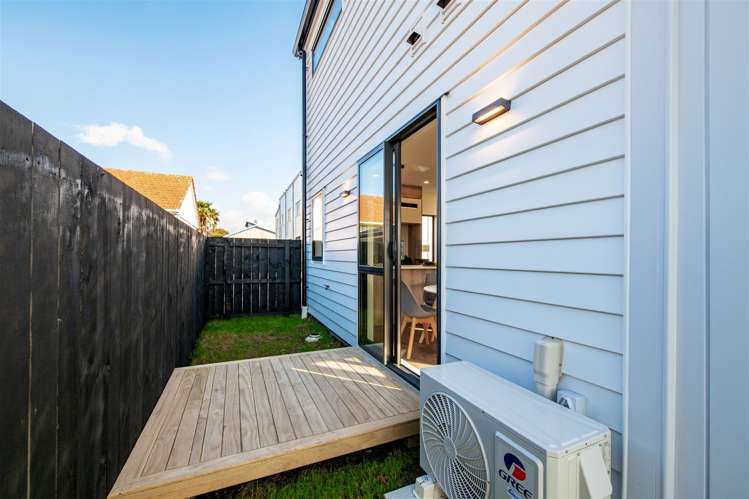 2/69 Wharf Road Te Atatu Peninsula_15