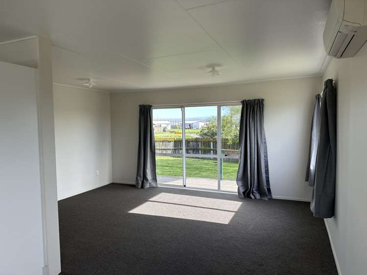 350 Flaxmere Avenue Flaxmere_5