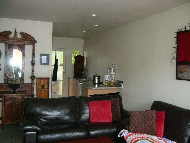 3/44 Turama Road Royal Oak_7