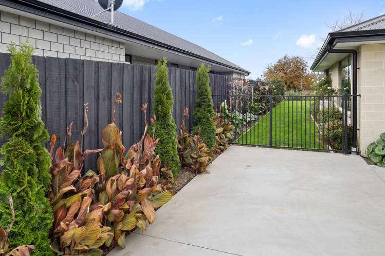 23 Redhaven Rise Netherby_29