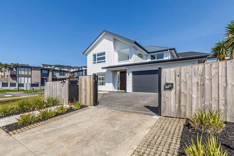 36 Fernhill Way Oteha_33