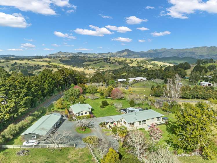 41 Woodward Road Maungatapere_0