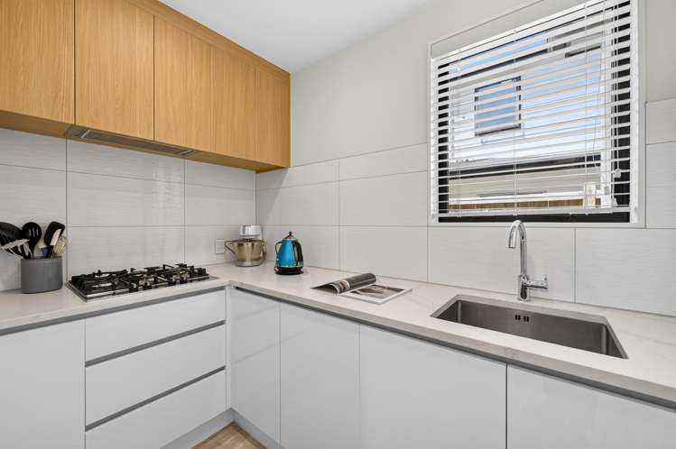 28 Thomas Rielly Avenue Hobsonville_7