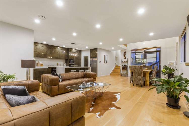 87 Liberty Crescent Beachlands_0